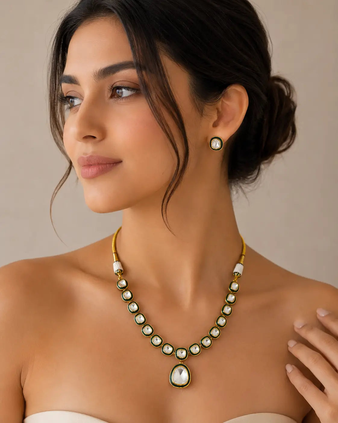 Emerald Aura Kundan Necklace